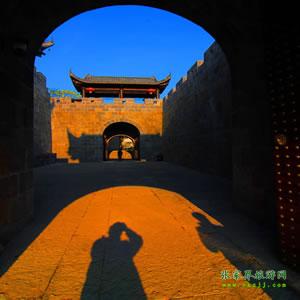 單獨(dú)成團(tuán)M線：張家界袁家界、乾州城四天三晚獨(dú)立成團(tuán)游